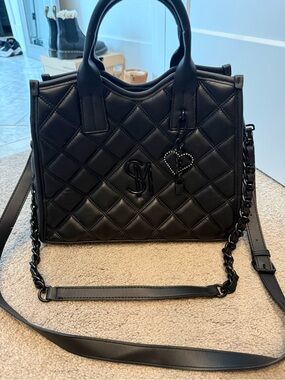 NWOT Steven Madden Quilted Black Leather Tote with Heart Charm